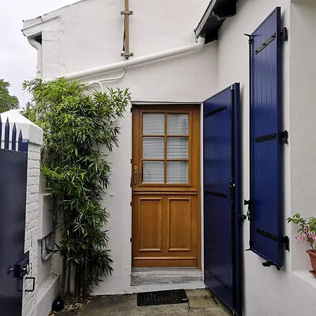 Tatil Evi Chez Diego Maison Independante Au Coeur De La Rochelle (Charente-Maritime)
