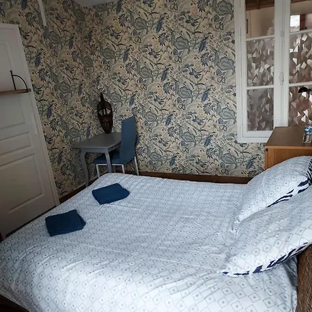 Chez Diego Maison Independante Au Coeur De La Rochelle Holiday home *